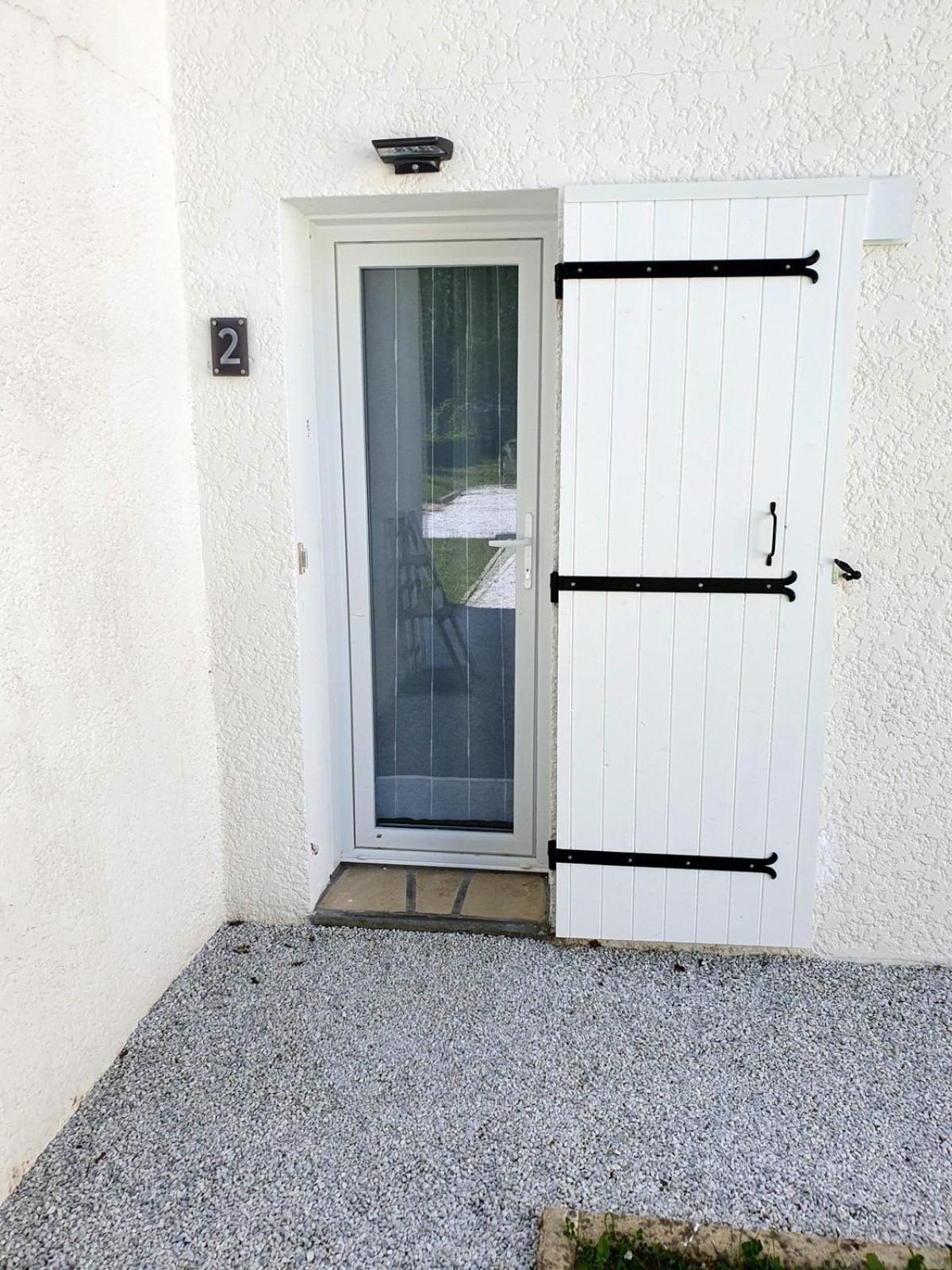 Apartment Calme Jardin & Parking Prox Royan Appart 2 *
